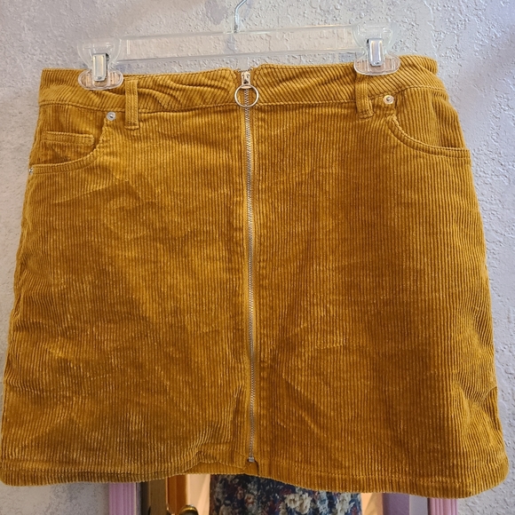Kimi Kay mustard skirt (large) - Picture 1 of 2
